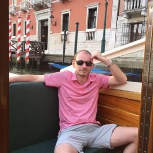 Meet your Posher, Grant